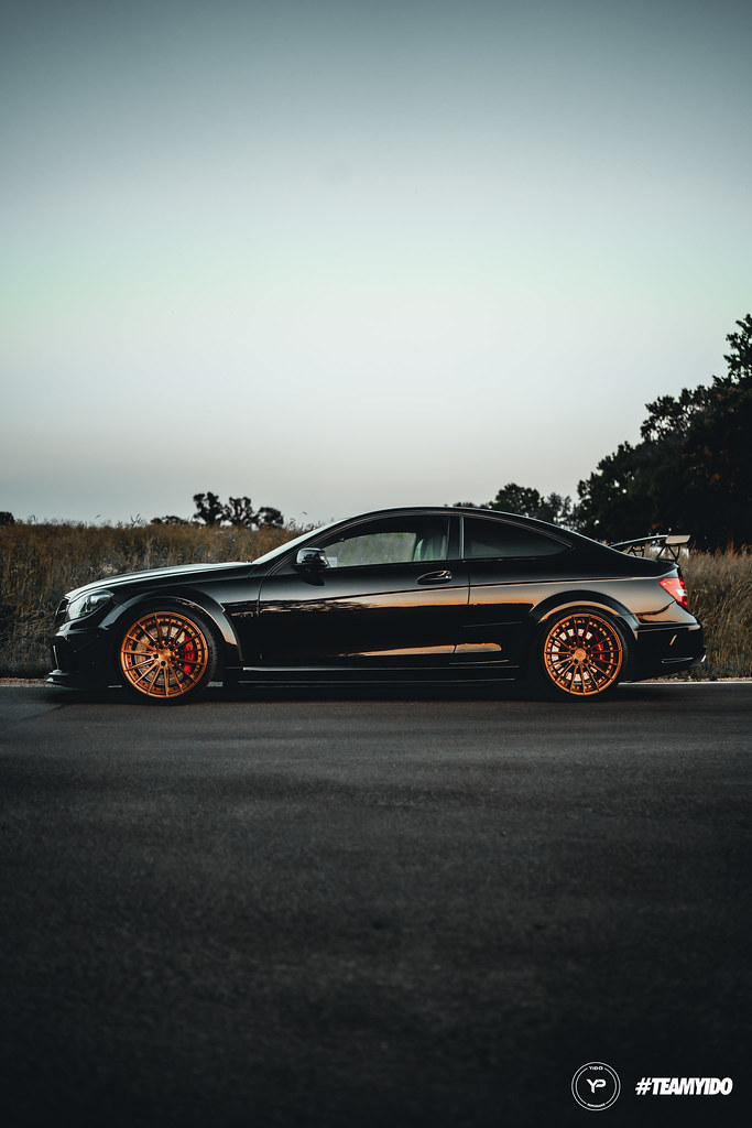 MERCEDES-BENZ C63 BLACK SERIES