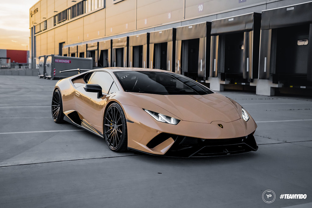 LAMBORGHINI HURACAN PERFOMANTE