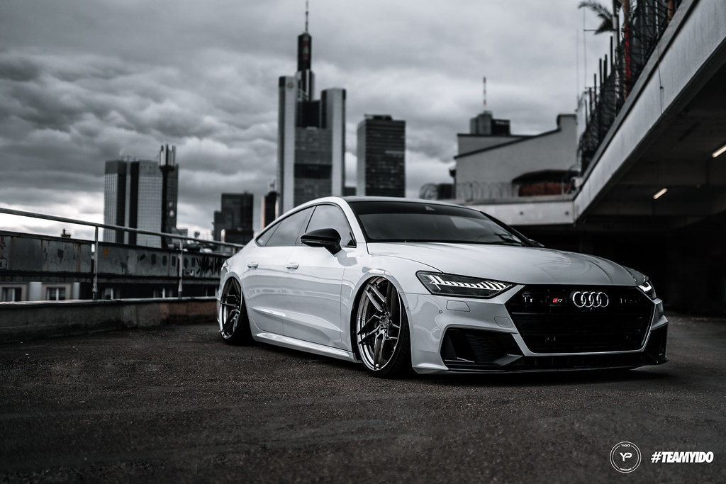 AUDI S7